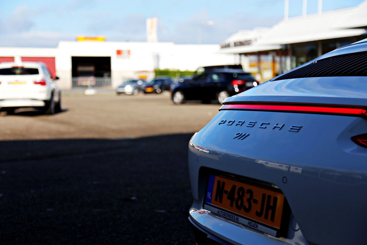Porsche 911