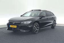 Volkswagen Passat - Variant 1.5 eTSI 150pk DSG R-Line Business Black Style Trekhaak Camera Panoramadak Massage Stoelverwarming Navigatie