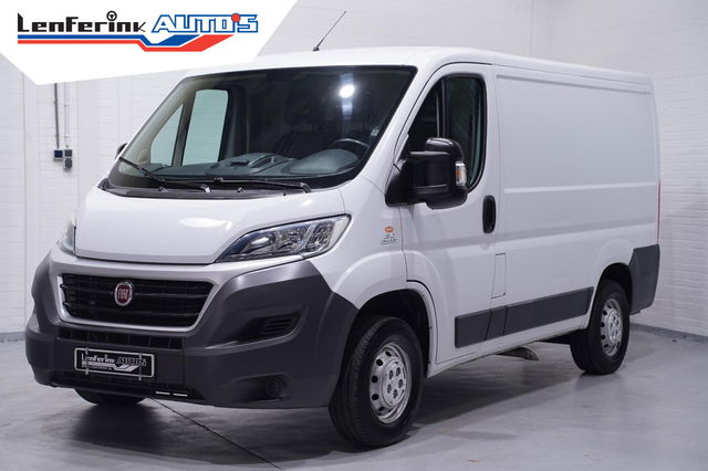 Fiat Ducato - 2.3 MultiJet 130 pk L1H1 Airco, Trekhaak Laadruimte Pakket, NAP, 3-Zits