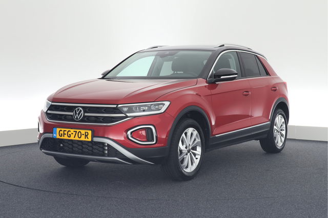 Volkswagen T-Roc - 1.5 TSI 150pk DSG Style Trekhaak Keyless Camera IQ.Light Virtual Cockpit Navigatie
