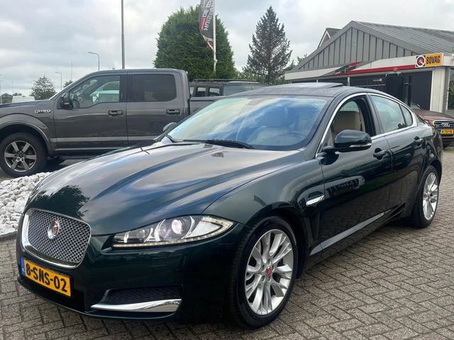 Jaguar XF - 3.0 V6 Benzine 2013 Facelift Groen Schuifdak NL Auto