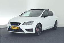 SEAT Leon - 2.0 TSI 290pk DSG Cupra 290 Camera Led ACC Panoramadak Stoelverwarming Navigatie