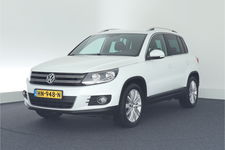 Volkswagen Tiguan - 1.4 TSI 150pk DSG Sport&Style Trekhaak Keyless Navigatie