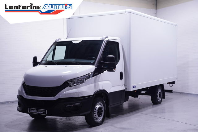 Iveco Daily - 35S16 160 pk Bakwagen met Laadklep Airco ECC Audio DAB+, Enkel Lucht, LxBxH 415x214x208 cm, 3-Zits