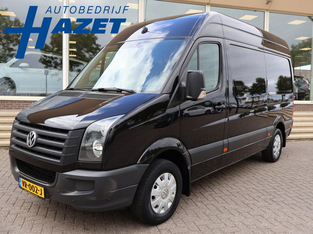 Volkswagen Crafter - 32 2.0 TDI 136 PK L2H2 + TREKHAAK | AIRCO | CRUISE | PARKEERSENSOREN V+A | 3-ZITS