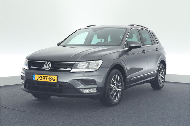 Volkswagen Tiguan - 1.4 TSI 125pk H6 Comfortline Trekhaak Stoelverwarming Virtual Cockpit Navigatie