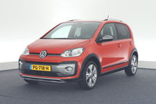 Volkswagen up! - 1.0 75pk BMT cross up! Camera Stoelverwarming Cruise Control