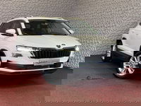 Škoda Karoq - 1.5 TSI 150 PK CARPLAY NAVI VIR.COCKPIT STOEL/STUUR VERW. ADAP.CRUISE 2024 ✅Top Auto's Wijchen✅ 170 Nieuwe en bijna nieuwe Auto's met : Benzine /  PHEV / Plug in hybrid / Hybrid / Mild hybrid / HEV /  Meerdere leverbaar , Ambition , Business , Sport