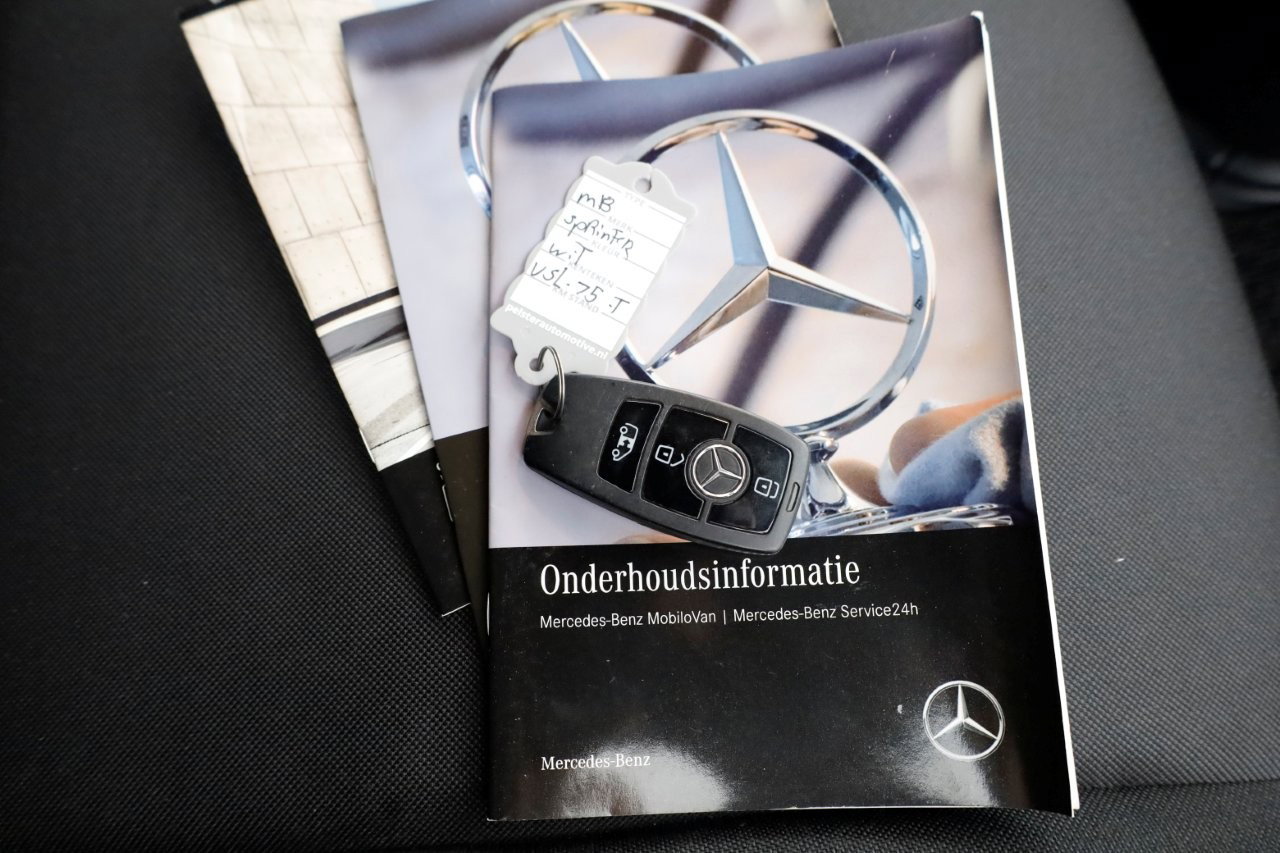 Mercedes-Benz Sprinter