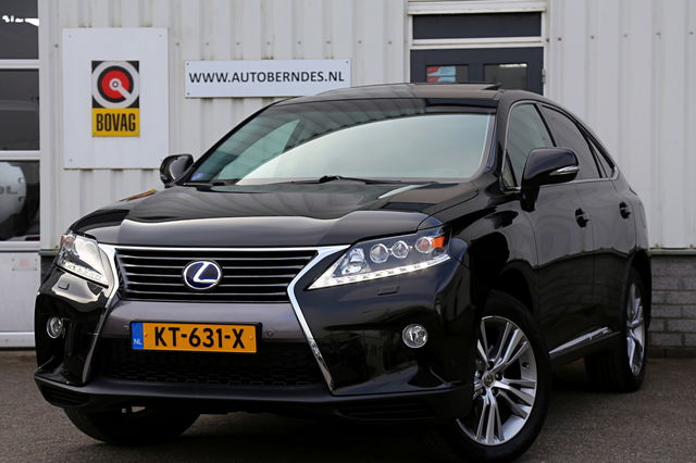 Lexus RX - 450h 4WD*Perfect Onderh.*Dak/Trekhaak/Dubbel Glas/Leder/Stoelverw./Camera/Navi/Memorie/LED/DAB/Keyless Entry+Go/Elek. Klep/Parkeersens.V+A/19 inch LM*