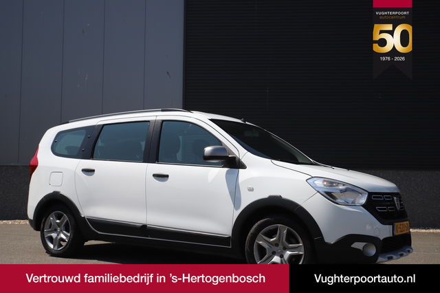 Dacia Lodgy - 1.3 TCe 130pk/Stepway/7-persoons/Trekhaak/Cruise/Airco/Carplay/1e eig.