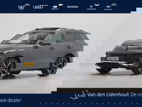 Volkswagen Tiguan - 1.5 eTSI R-Line Business Panorama Camera Navigatie Acc 36