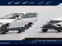 Volkswagen Tiguan - 1.5 TSI 150pk DSG Elegance Matrix Led Navigatie Camera Acc Carplay Side Assist 242