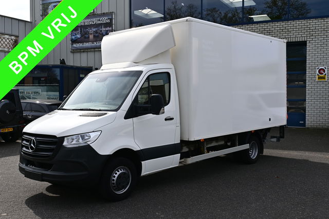 Mercedes-Benz Sprinter - 514 CDI Bakwagen met NIEUWE laadklep Airco, MBUX, Geveerde stoel, Stoelverwarming Dhollandia klep 1000kg 180cm Plateau