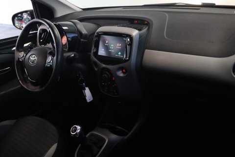 Toyota Aygo 1.0 VVT-i x-play limited Cabrio Carplay