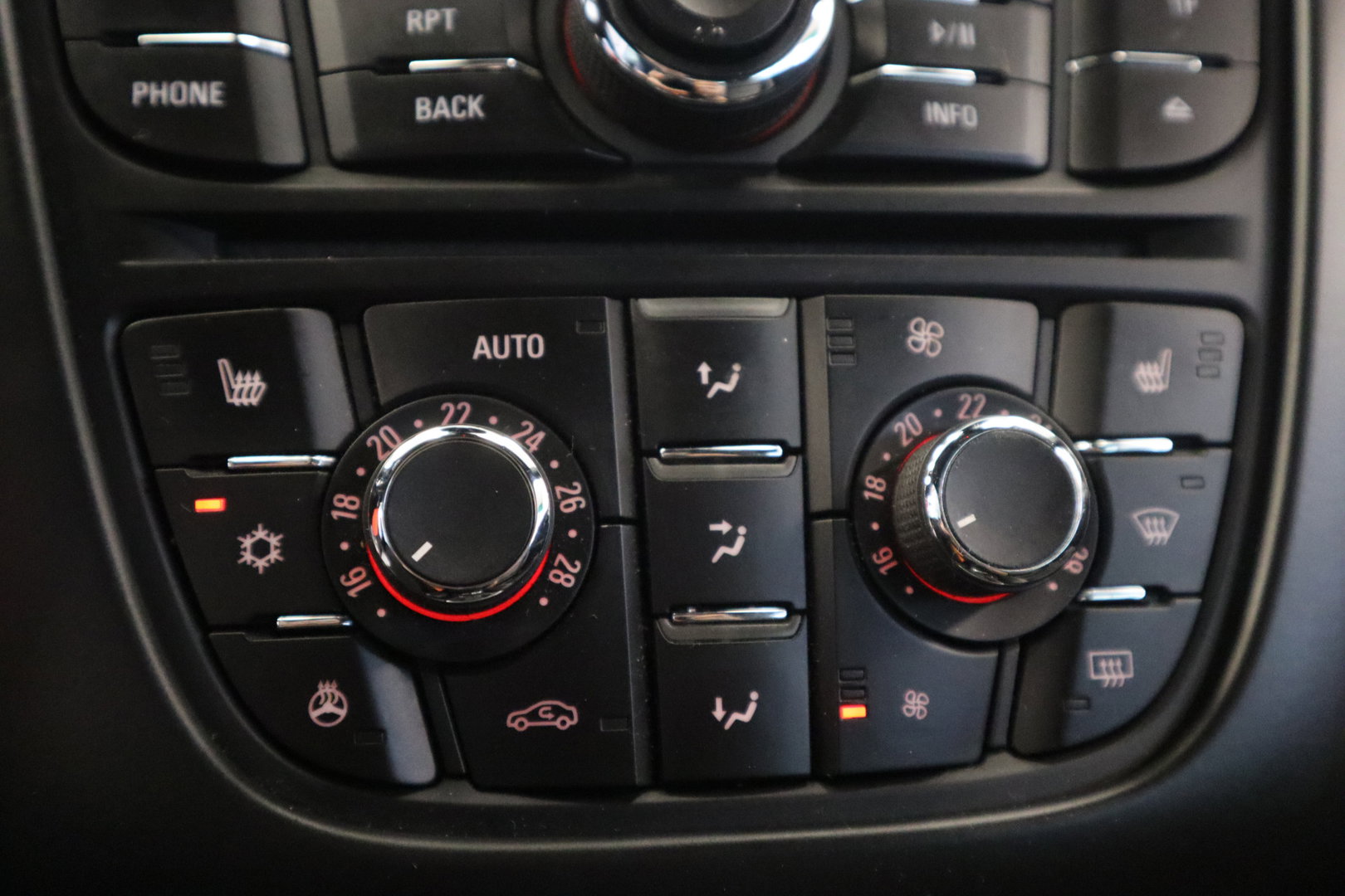 Opel Cascada 1.6 Turbo Cosmo Climate Control Navi Stoelverwarming Cruise Control