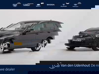 Volkswagen Golf - 1.0 TSI Life Business Navigatie Memory Massagestoel Parkeersensonren 24