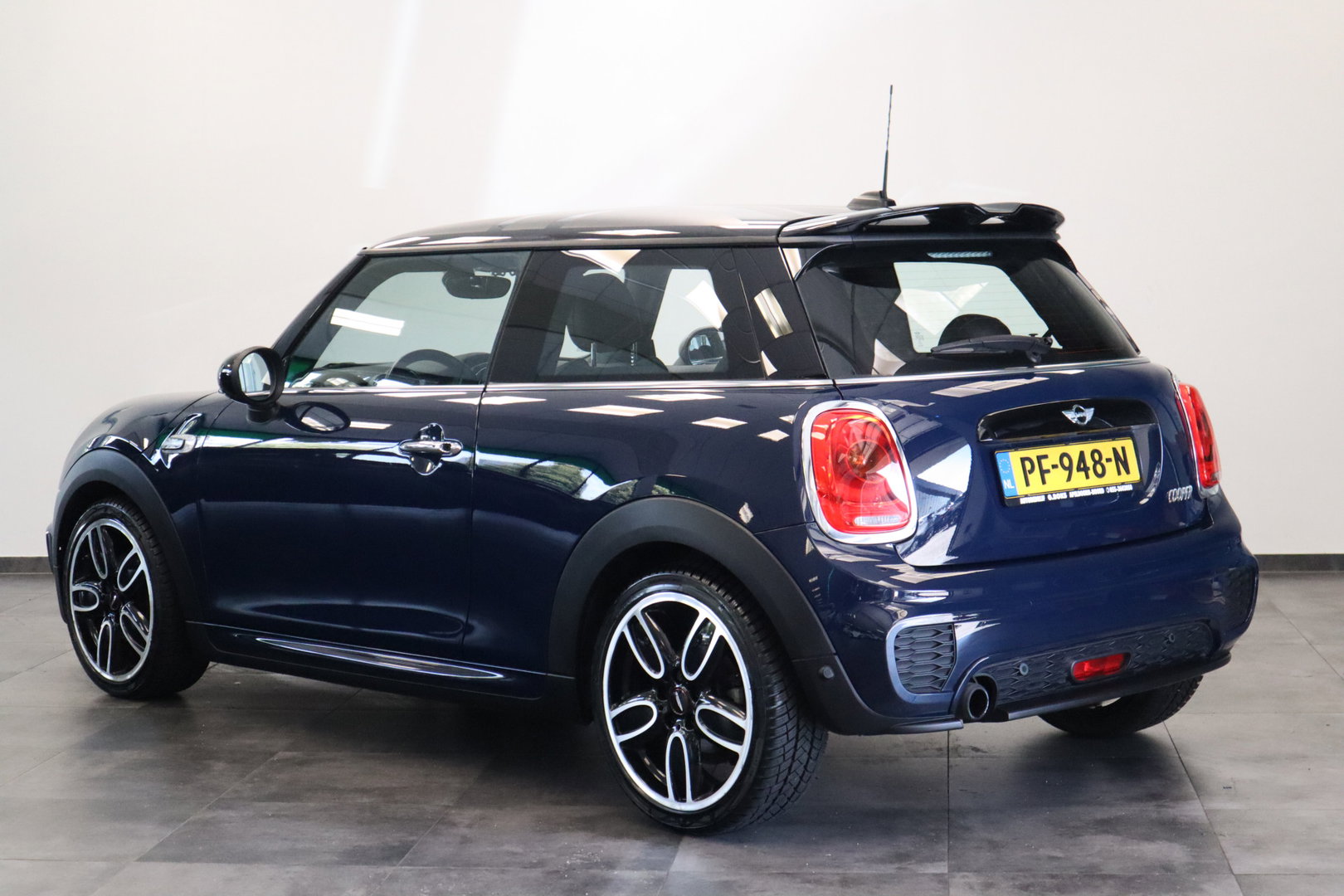 MINI Cooper 1.5 Cooper JCW King's Cross Navigatie CruiseControl
