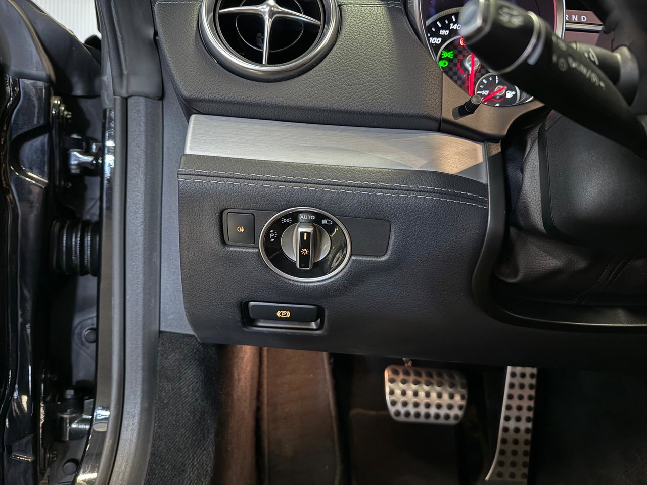 Mercedes-Benz SL