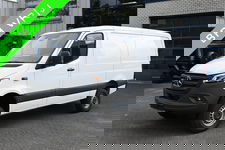 Mercedes-Benz Sprinter - 319 CDI L2H1 4x4 LED, Trekhaak, MBUX met camera en parkeerpakket