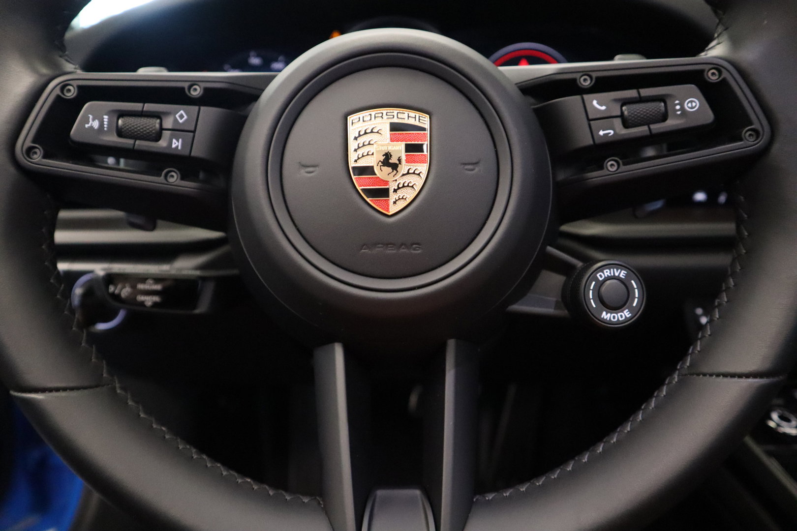 Porsche 911 Cabrio 3.0 Carrera 4 GTS Sport Chrono X- Sight NL Auto 480PK! Shark blue Dealer onderhouden 24 Maanden garantie* (Vraag naar de voorwaarden)