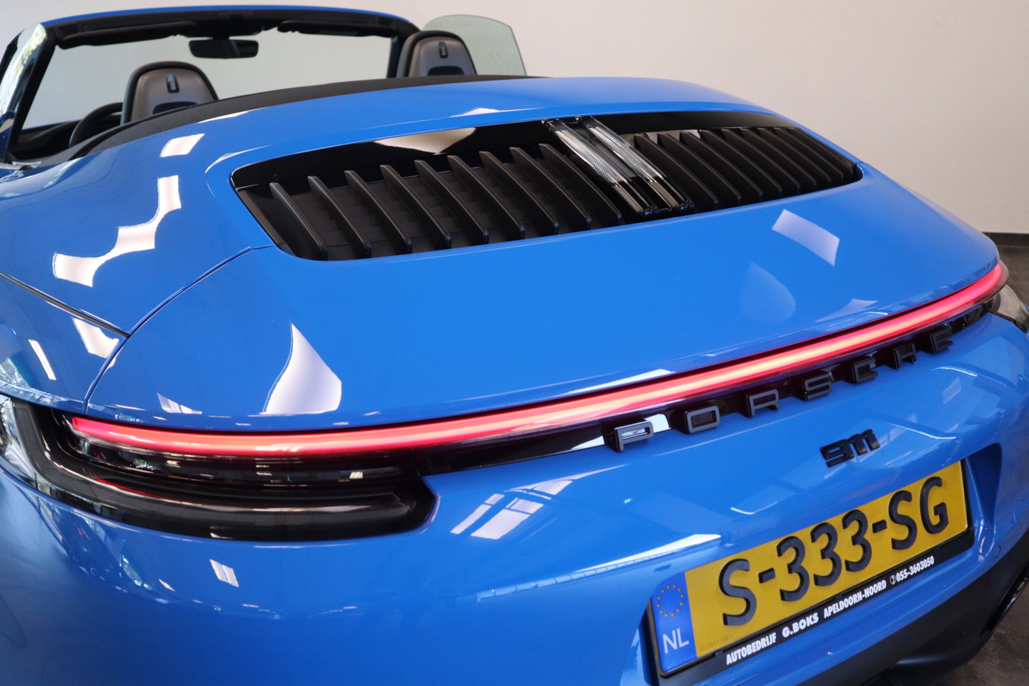 Porsche 911 Cabrio 3.0 Carrera 4 GTS Sport Chrono X- Sight NL Auto 480PK! Shark blue Dealer onderhouden 24 Maanden garantie* (Vraag naar de voorwaarden)