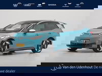Volkswagen ID.3 - First Max 58 kWh 204pk Panorama Navigatie Camera Acc Stoelverwarming 301