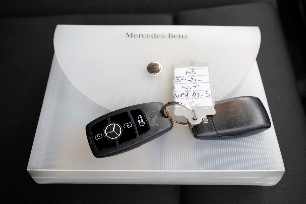 Mercedes-Benz Sprinter