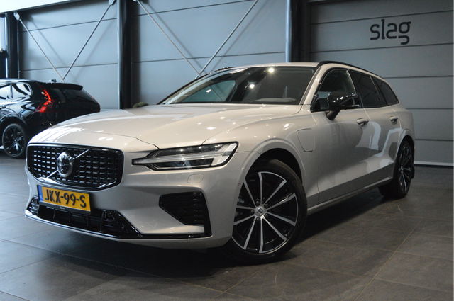 Volvo V60 - 2.0 T6 Plug-in hybrid AWD Plus Dark leer trekhaak camera !!