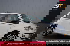 Volkswagen up! - 1.0 /75pk/Cup edition/Schuifdak/stoelverw./€23 per mnd