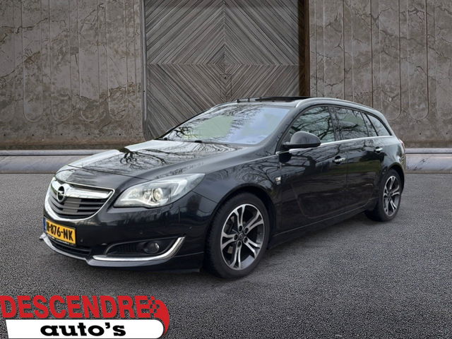 Opel Insignia - Sports Tourer 1.6 CDTI EF Cosmo OPC-line