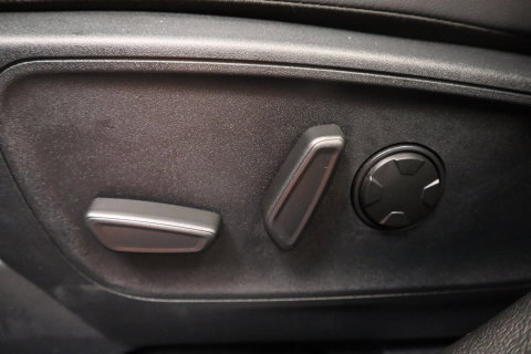Ford Kuga 2.5 PHEV ST-Line X ACC/PDC 18LM Panoramadak Navi 360 Camera 24 Maanden garantie* (Vraag naar de voorwaarden)