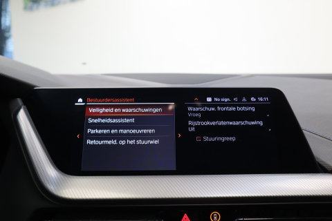 BMW 1 Serie 120i M-Sport Navigatie Full-led 24 Maanden garantie* (Vraag naar de voorwaarden)