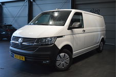 Volkswagen Transporter - 2.0 TDI L2H1 airco cruise app connect trekhaak 150 pk !!