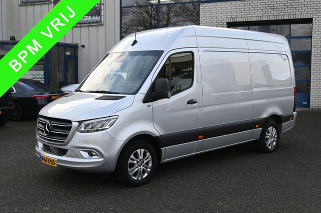 Mercedes-Benz Sprinter - 319 CDI 3.0 V6 L2H2 LED, 10.25 MBUX met navigatie en camera