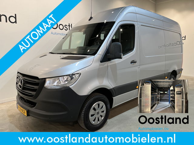 Mercedes-Benz Sprinter - 317 CDI L2H2 RWD Automaat / Servicebus / Sortimo Inrichting / Euro 6 / Airco / Camera / Lier / CarPlay / Cruise Control / Navigatie / 3-Zits / 58.600 KM !!