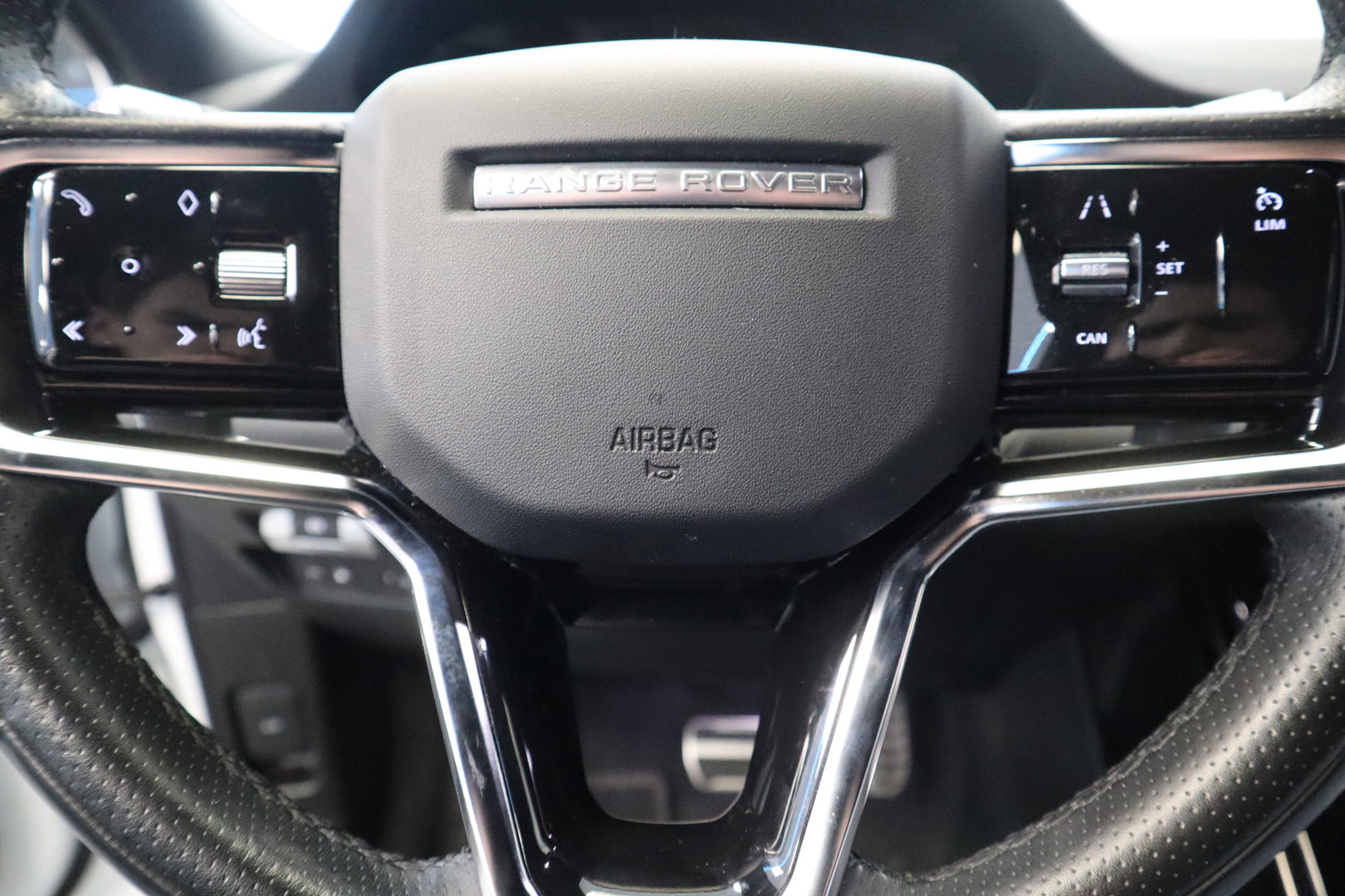 Land Rover Range Rover Evoque 1.5 P300e AWD R-Dynamic SE PDC ECC Carplay 360 camera