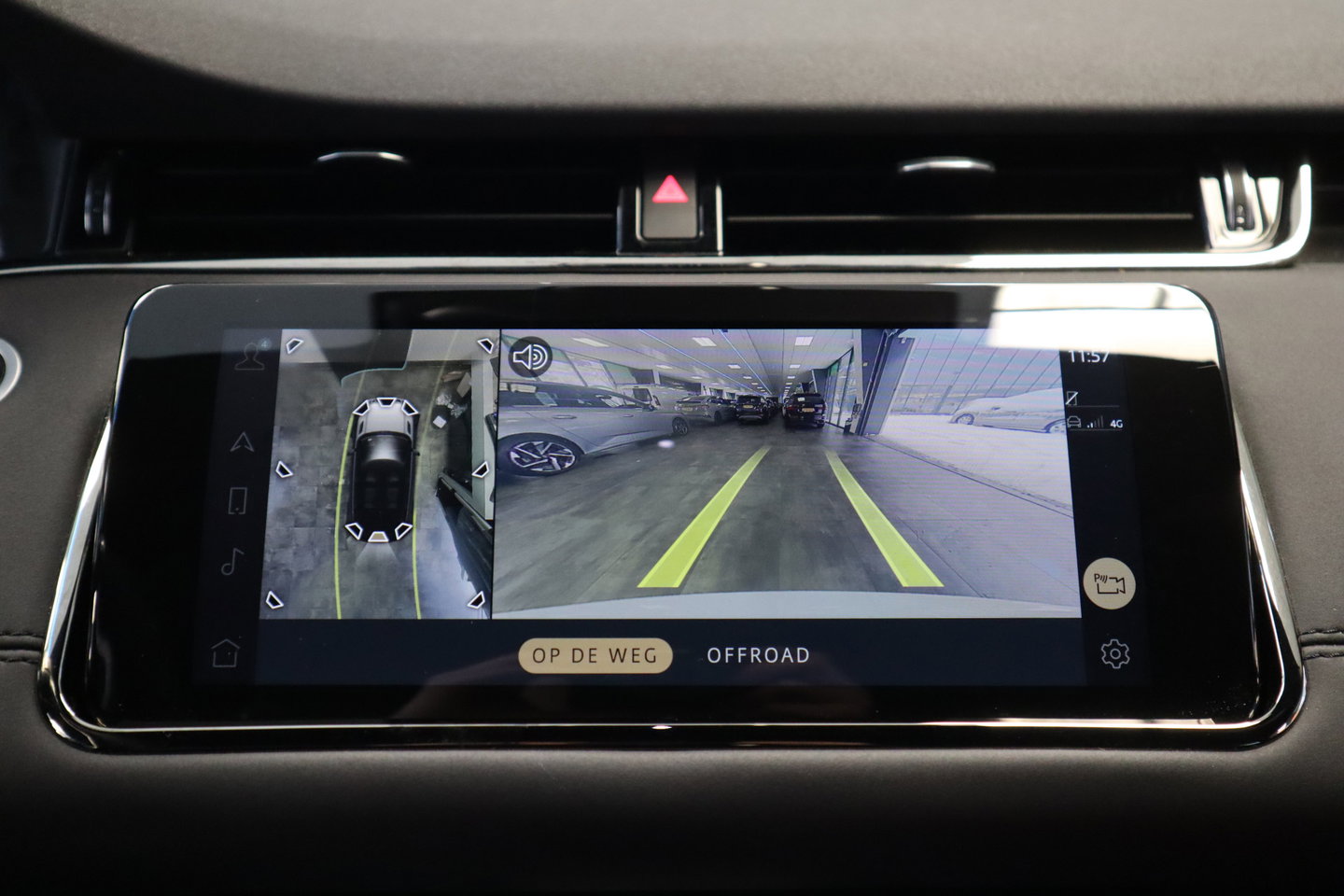 Land Rover Range Rover Evoque 1.5 P300e AWD R-Dynamic SE PDC ECC Carplay 360 camera
