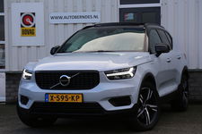 Volvo XC40 - 1.5 T5 262PK Plug in hybride R-Design*Perfect Onderh.*Pano/Elek. Trekhaak/Leder/Stoelverw./Stuurverw./Camera/LED/Standkachel/Keyless Entry+Go/Apple Carplay-Android/Parkeersens.V+A/19 inch LM*