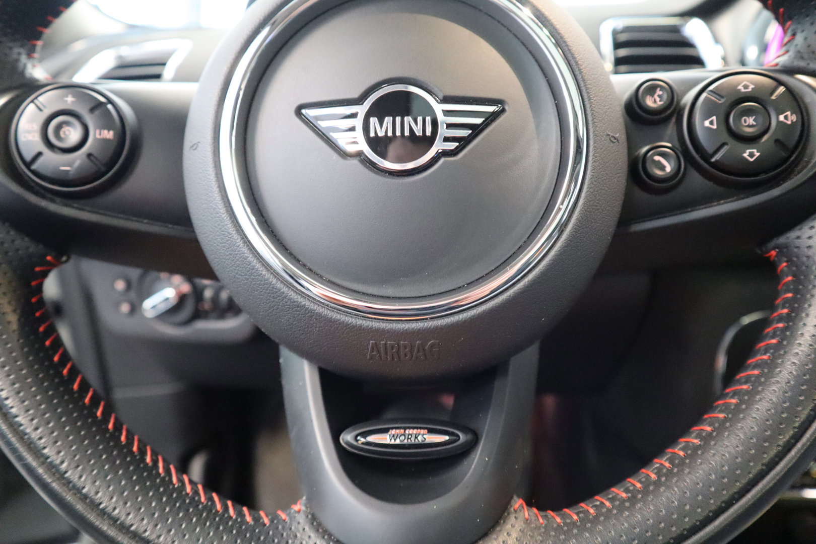 MINI Clubman Mini 2.0 Cooper S ALL4 Chili Cruise/Climate Panoramadak Automaat 24 Maanden garantie* (Vraag naar de voorwaarden)