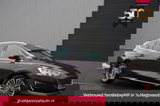 Ford Focus - Wagon 125pk EcoBoost/Vignale/B&O/Adaptive/Matrix/Schuifdak/HUD/Trekh.