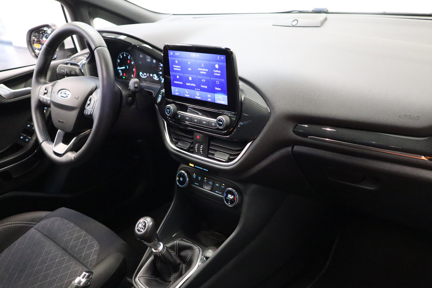 Ford Fiesta 1.0 EcoBoost Active X Navi Keyless Go PDC Cruise 24 Maanden garantie* (Vraag naar de voorwaarden)