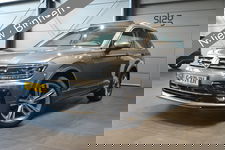 Volkswagen Tiguan - 1.5 TSI ACT R-LINE navi camera leer pano trekhaak !!