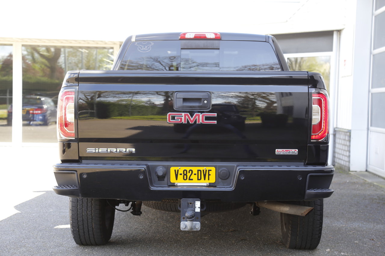 GMC Sierra