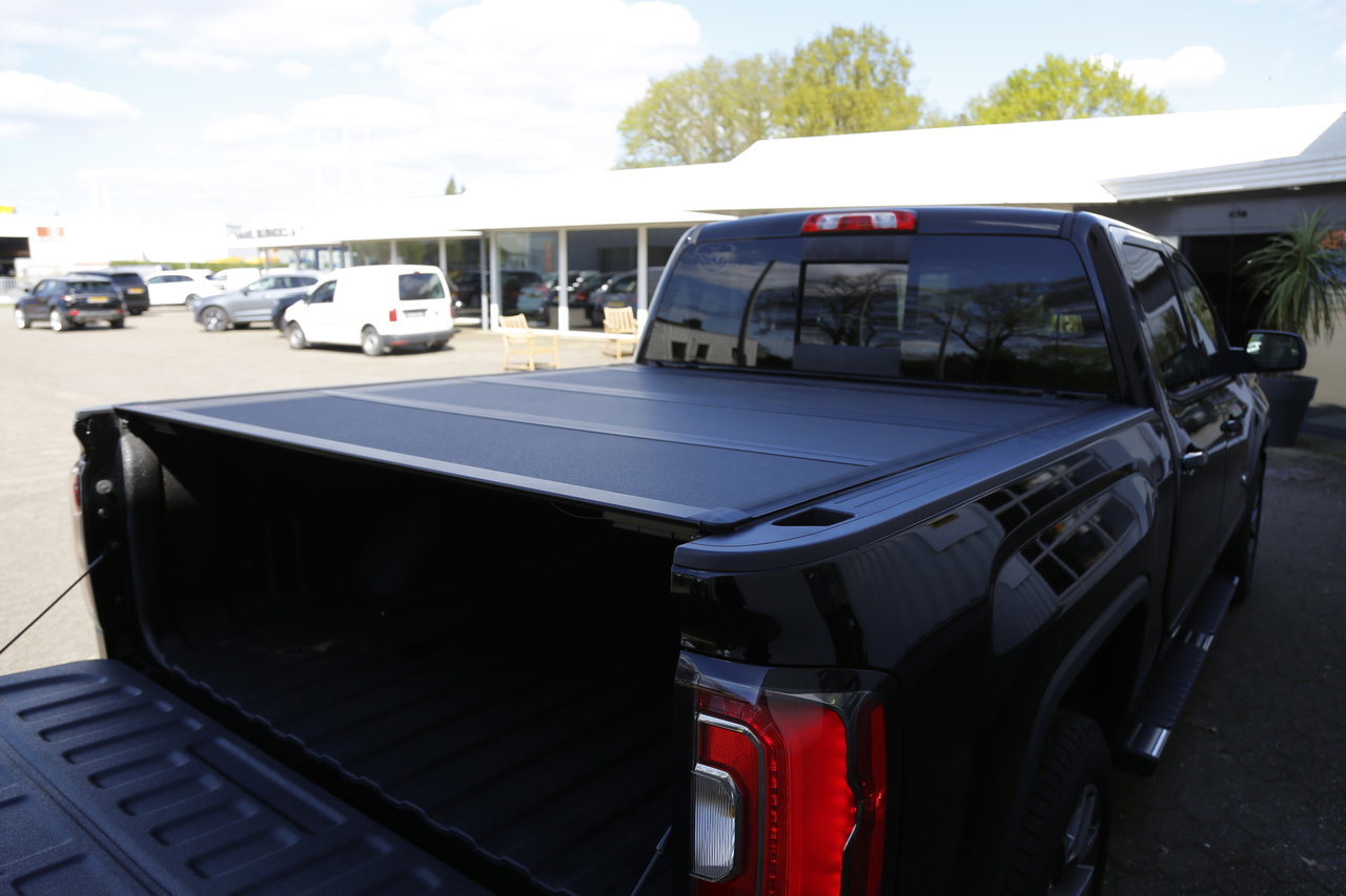 GMC Sierra