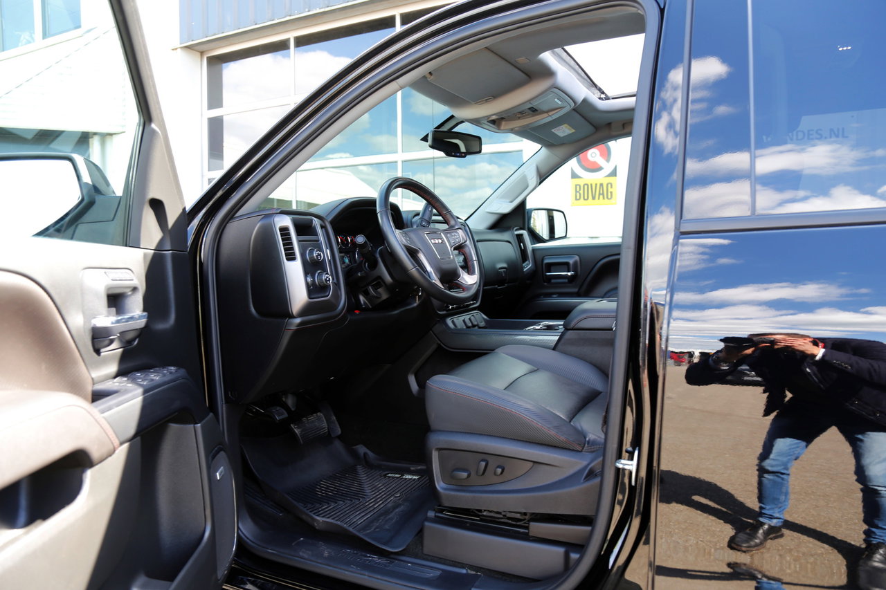 GMC Sierra