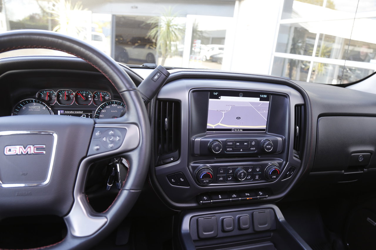 GMC Sierra