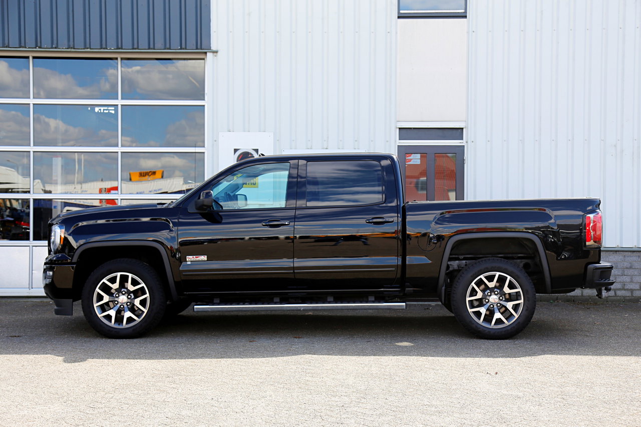 GMC Sierra