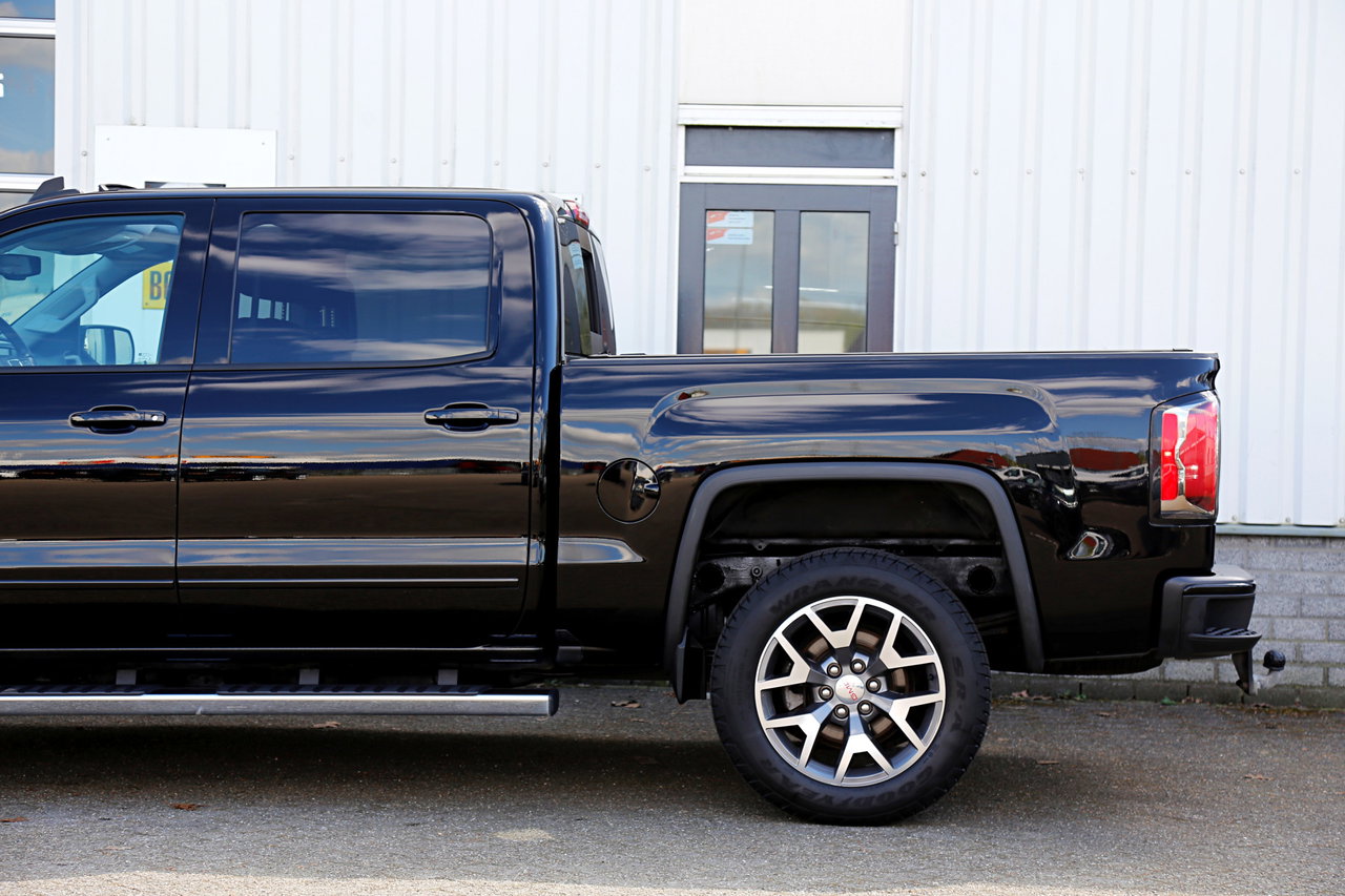 GMC Sierra