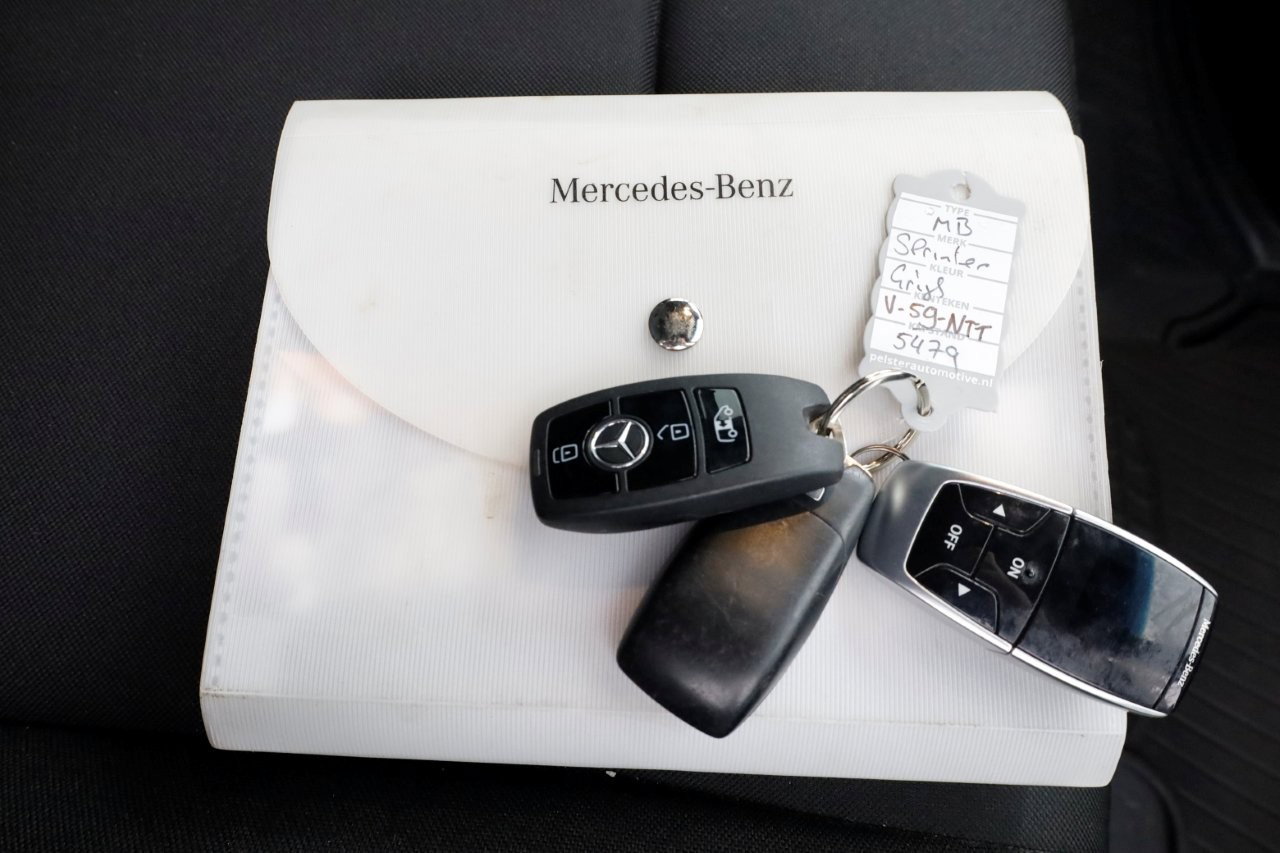 Mercedes-Benz Sprinter